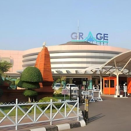Grage Hotel Cirebon Exterior foto