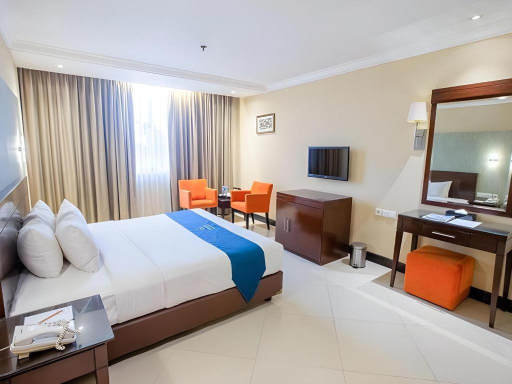 Grage Hotel Cirebon Exterior foto