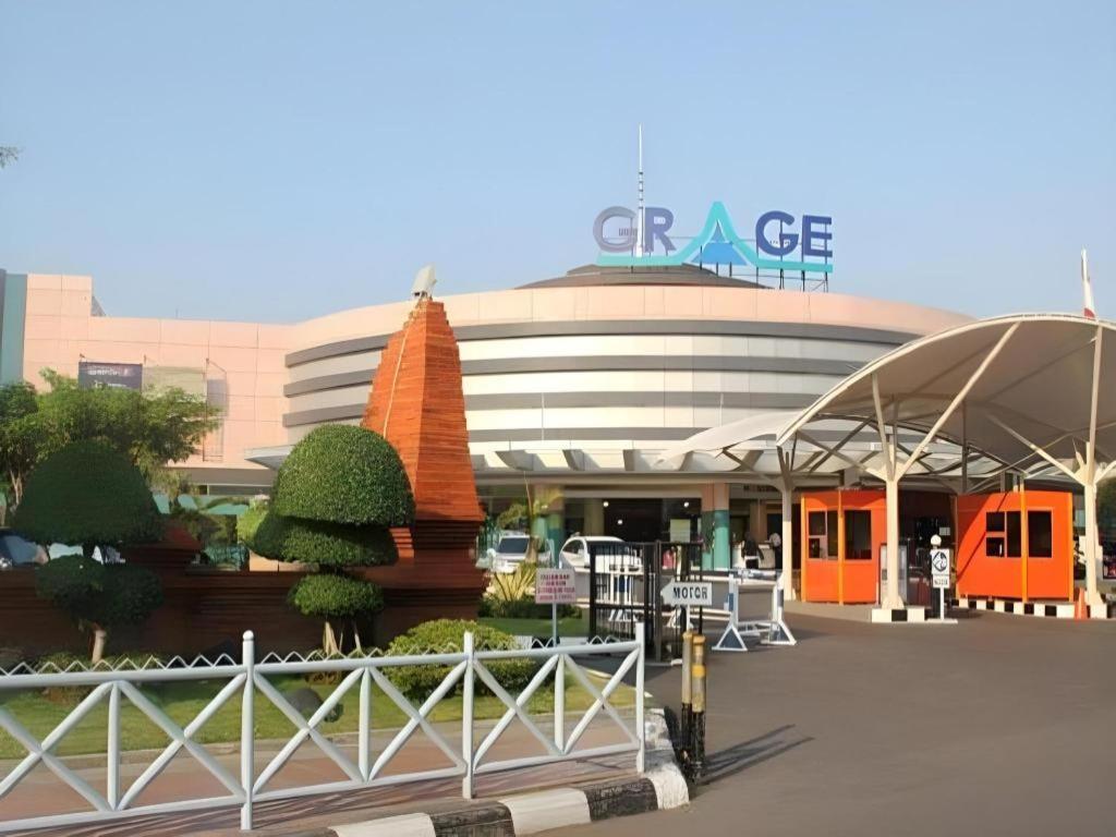 Grage Hotel Cirebon Exterior foto